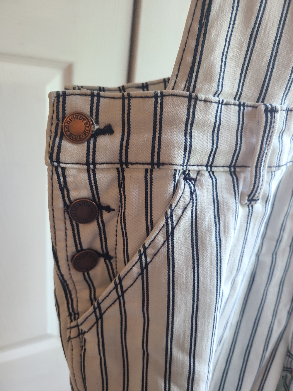 Judy Blue Striped Cotton Jumpsuit Overalls - White with Navy Pinstripes L - Picture 5 of 9